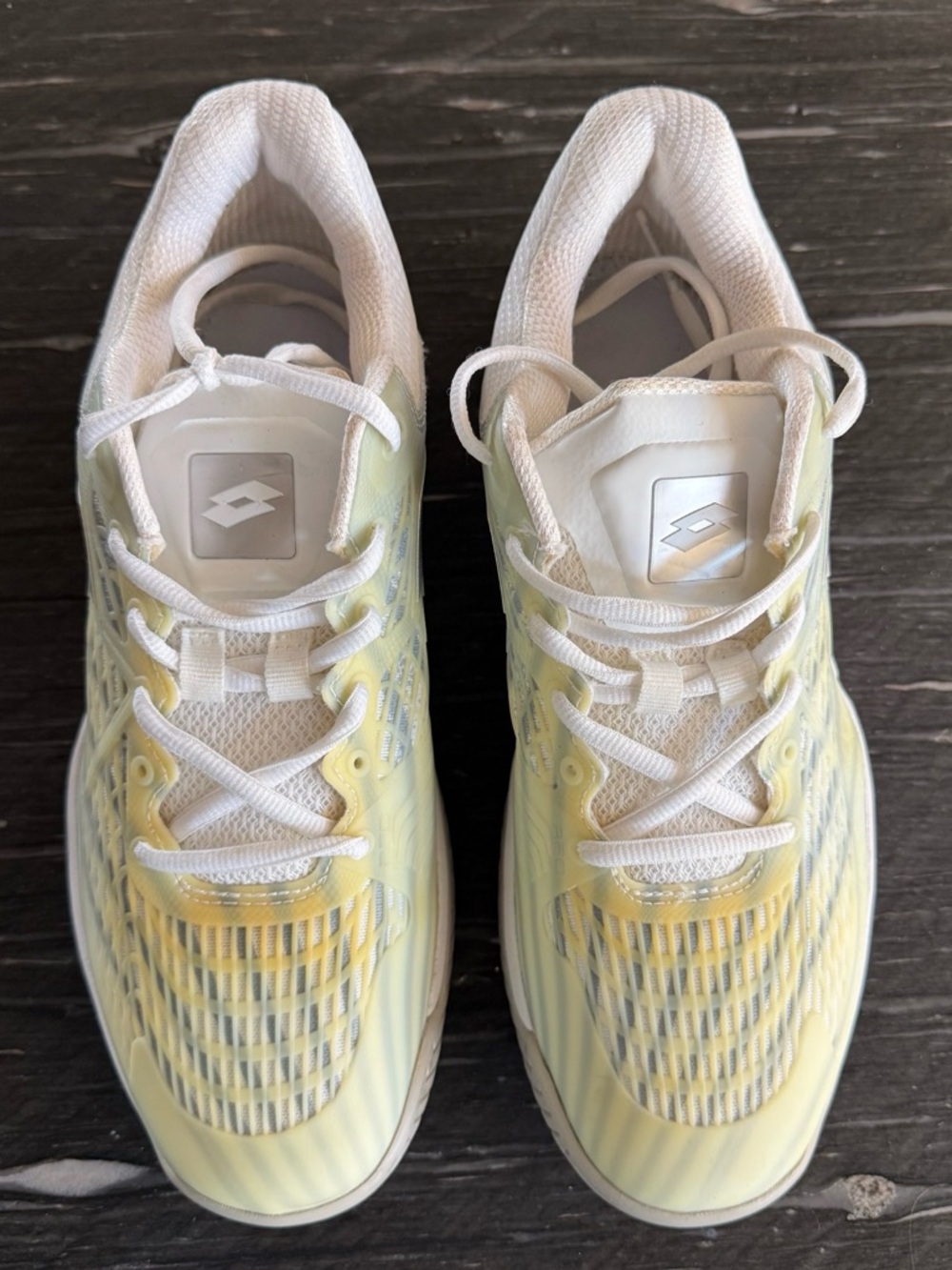 Lotto Women's Athletic Pickleball Shoes in White and Pale Yellow